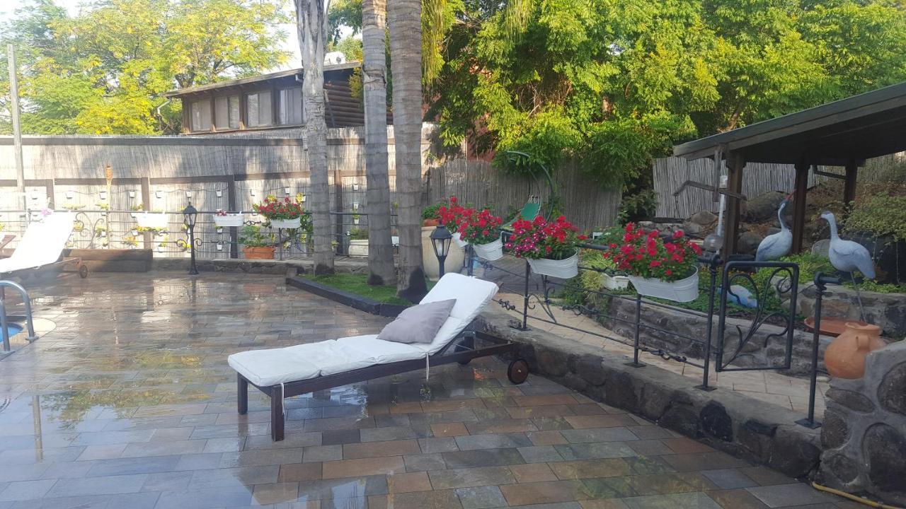 כחול ירוק בכפר Villa Had Nes Exterior foto